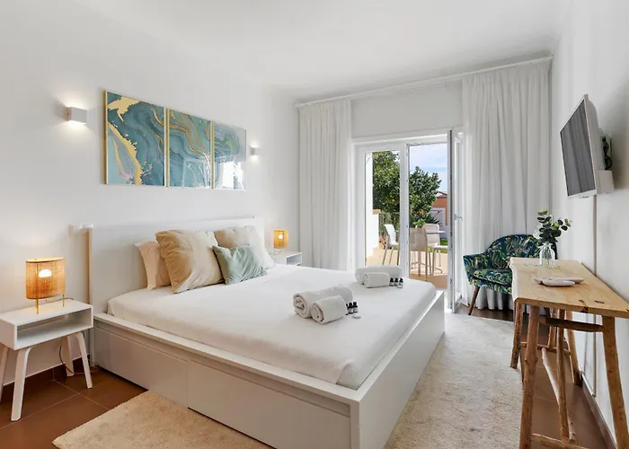 Marcia - Nature, Golf, Beaches-lagos *
